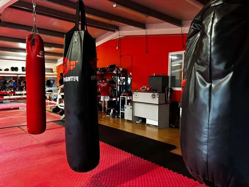 Sacos de entrenamiento Muay Khao Reus