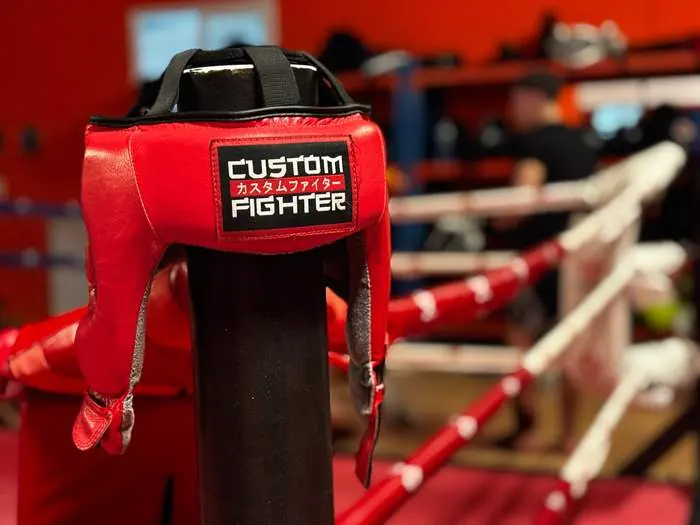 Casco Custom Fighter